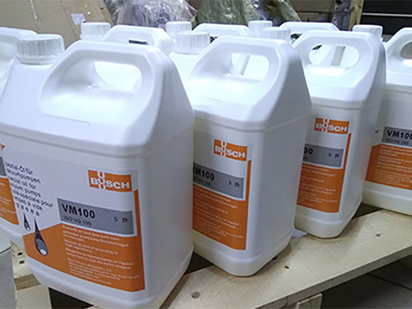 普旭真空泵油和普通潤(rùn)滑油有什么區(qū)別？在真空中有哪些作用？